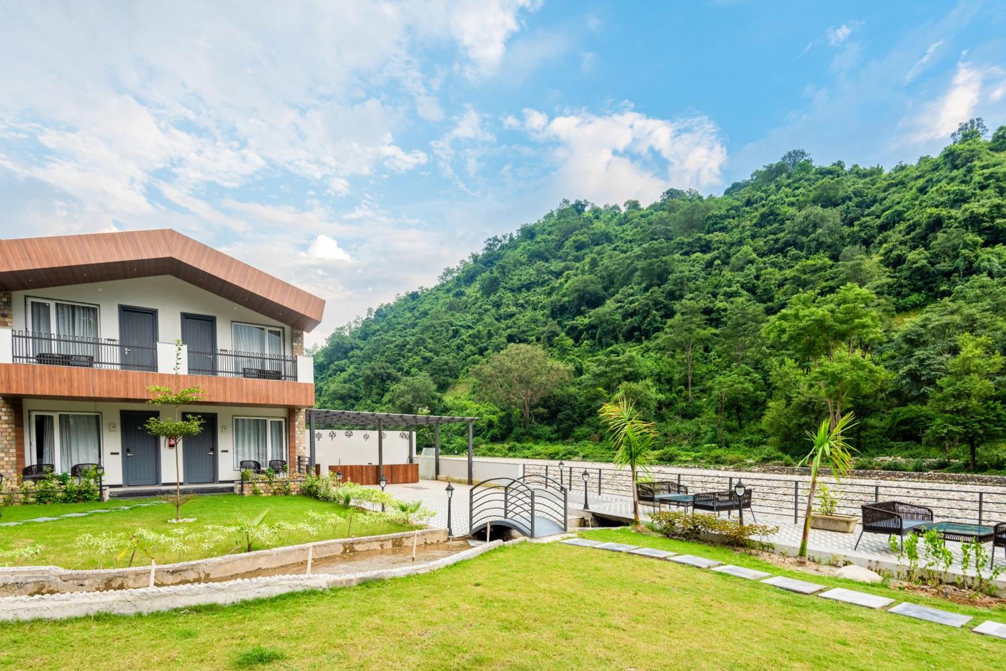 Dls Divine River Resort And Spa, Rishīkesh Dış mekan fotoğraf