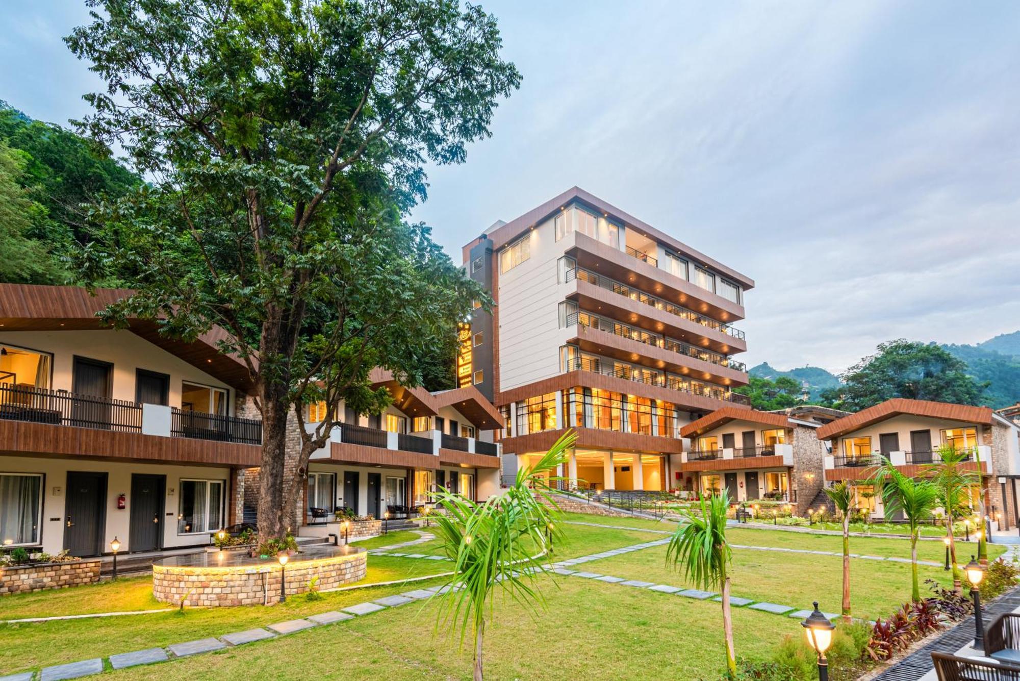 Dls Divine River Resort And Spa, Rishīkesh Dış mekan fotoğraf